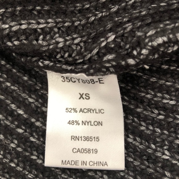 Stitches & Stripes Tunic Sweater with Destruction - Picture 8 of 8